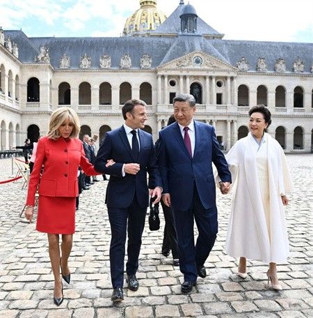 高清大图｜习近平出席法国总统马克龙举行的欢迎仪式