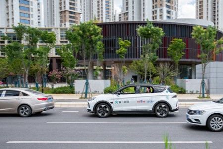 重庆武汉开启自动驾驶全无人商业运营试点 百度获首批
