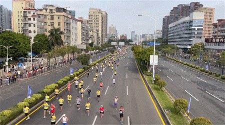 今天，1.8万人在深圳激情奔跑！一大波高清靓图曝光